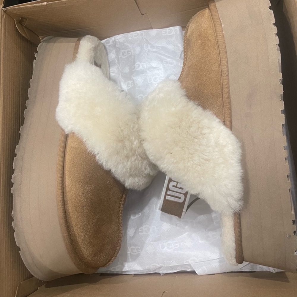 Tan Funkette Uggs